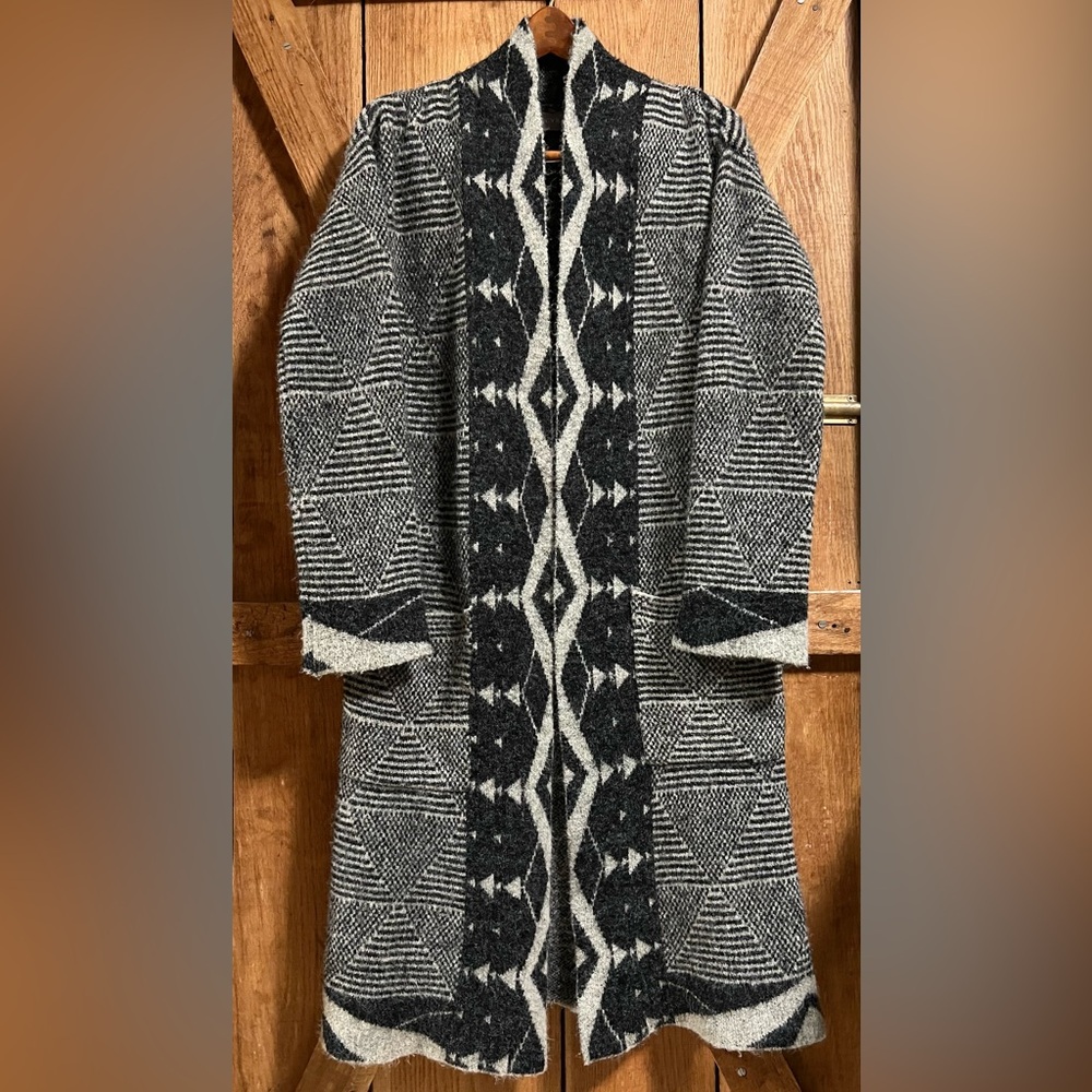🏜️Cyrus Duster Size S Open Front Chunky Grey Black Southwestern Style Cardigan